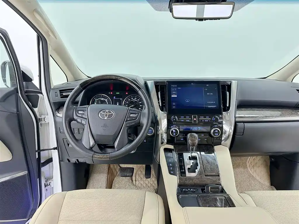Toyota Alphard 2023 Dual Hybrid 2.5L Ultimate Gold Edition фото 14