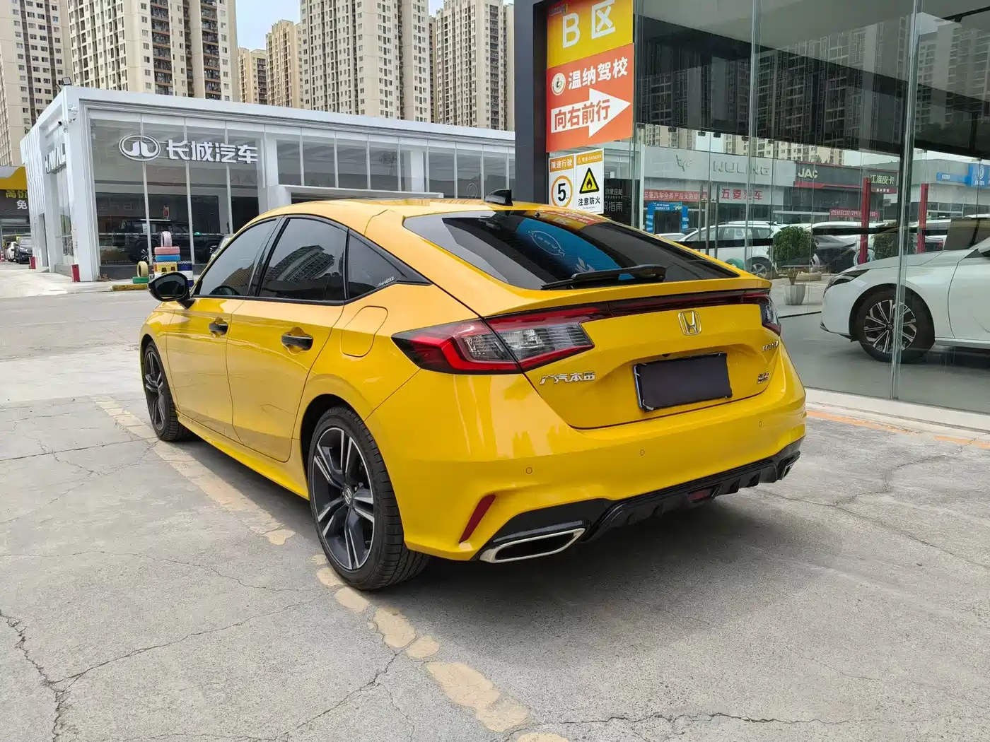 Honda Integra 2024 2023 HATCHBACK 240TURBO CVT Phantom Night Premium Edition