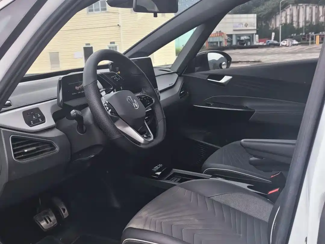 Volkswagen ID.3 2023 Pure Smart Edition фото 9