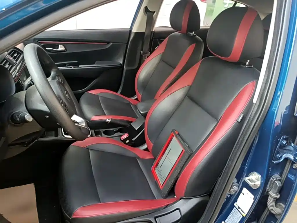 Kia KX CROSS 2018 2017 1.4L AT GLS