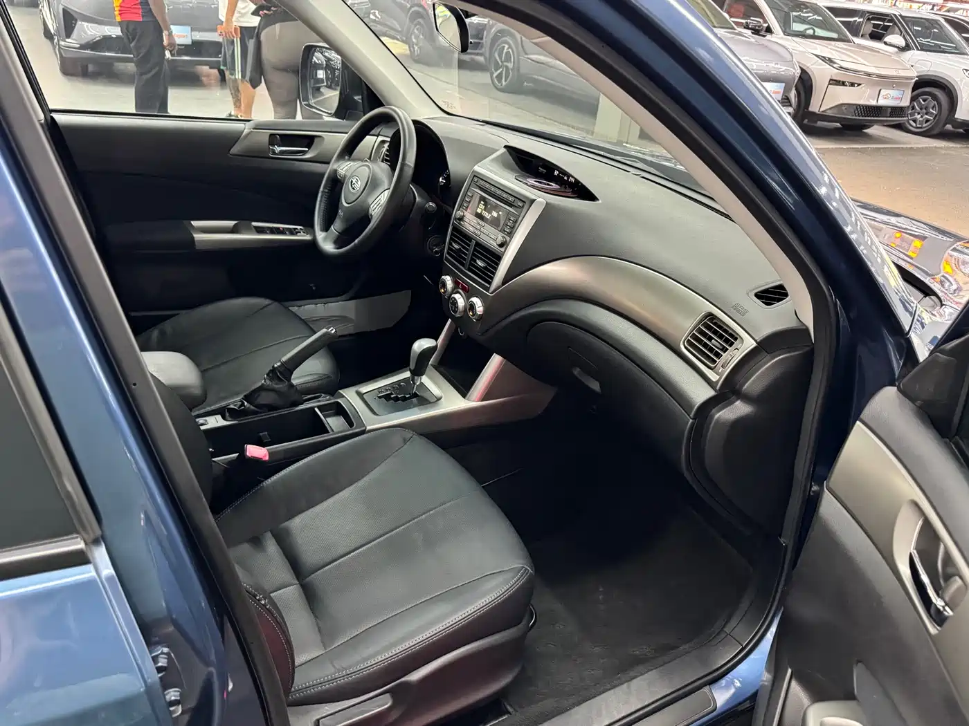 Subaru Forester 2011 2010 2.5XS Automatic Luxury Edition