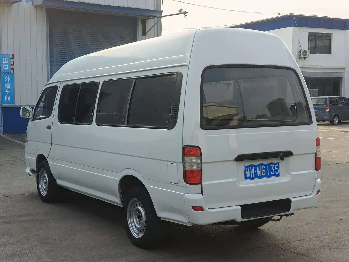 Golden Dragon Hiace 2018 2019 Model 2.0L Petrol Version Long Wheelbase High Roof V20