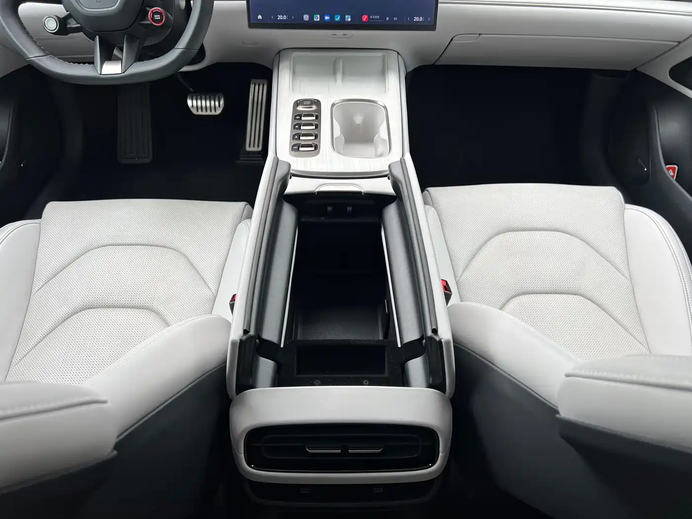 Xiaomi Auto Xiaomi SU7 2024 AWD Extended Range Advanced Smart Driving Max Edition фото 28