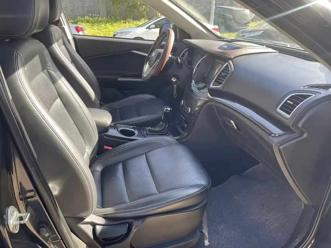 BAIC Huansu S6 2017 2017 1.5T CVT Enjoyment
