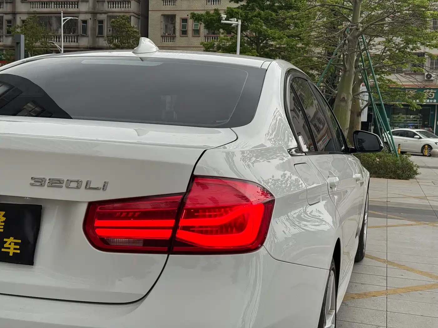 BMW 3 Series 2019 320Li M Sport Package фото 20