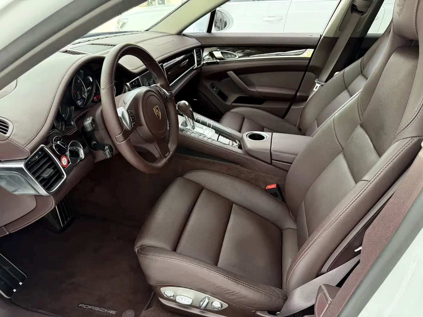 Porsche Panamera 2016 Panamera Executive Edition 3.0T фото 19
