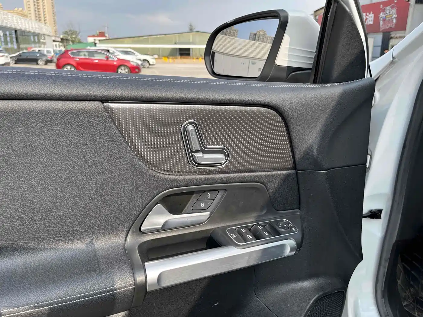 Mercedes-Benz GLB 2020 GLB 200 Dynamic фото 6