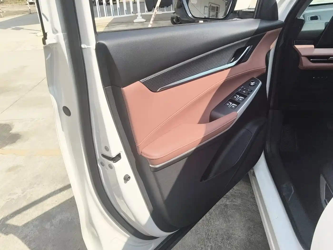 Фото 11 - Changan CS75 PLUS
