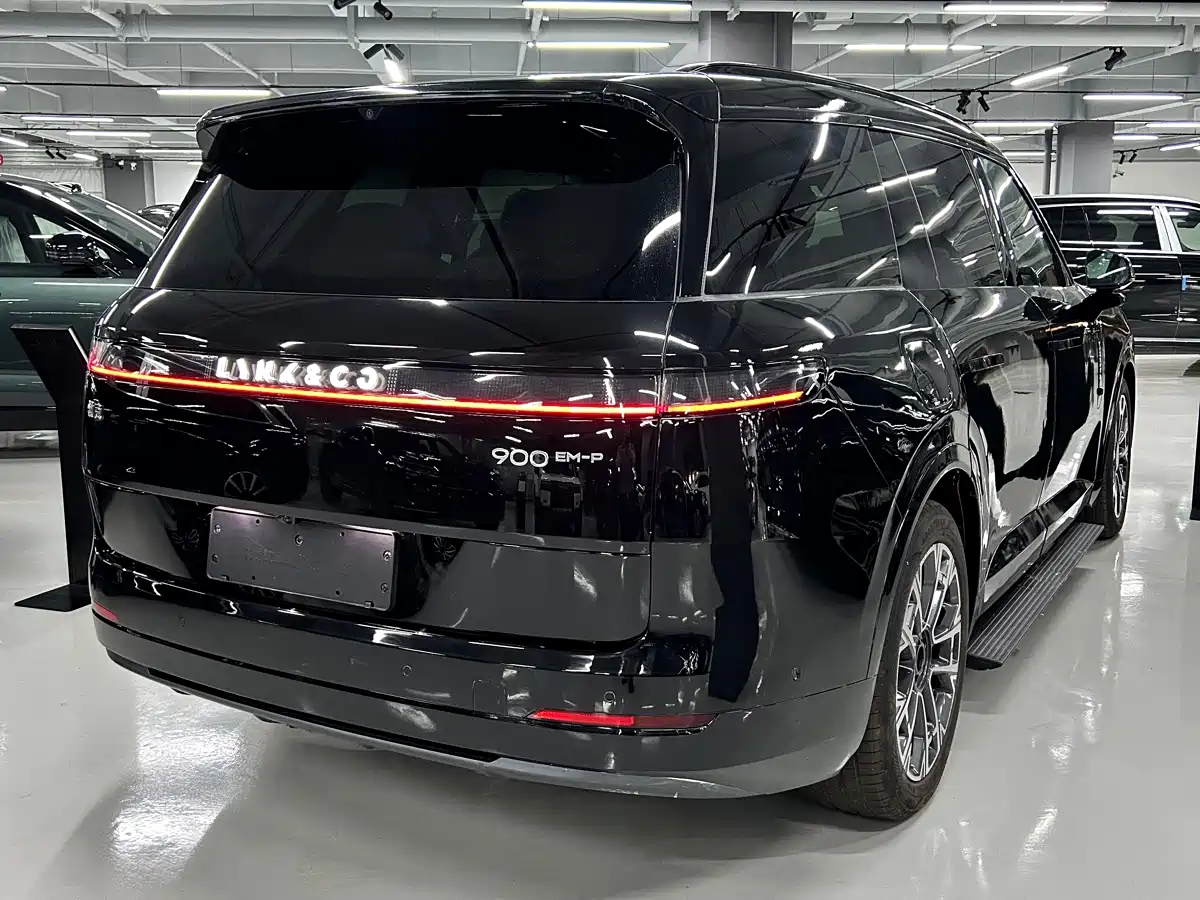 Lynk & Co 900 2025 2.0T Ultra фото 8