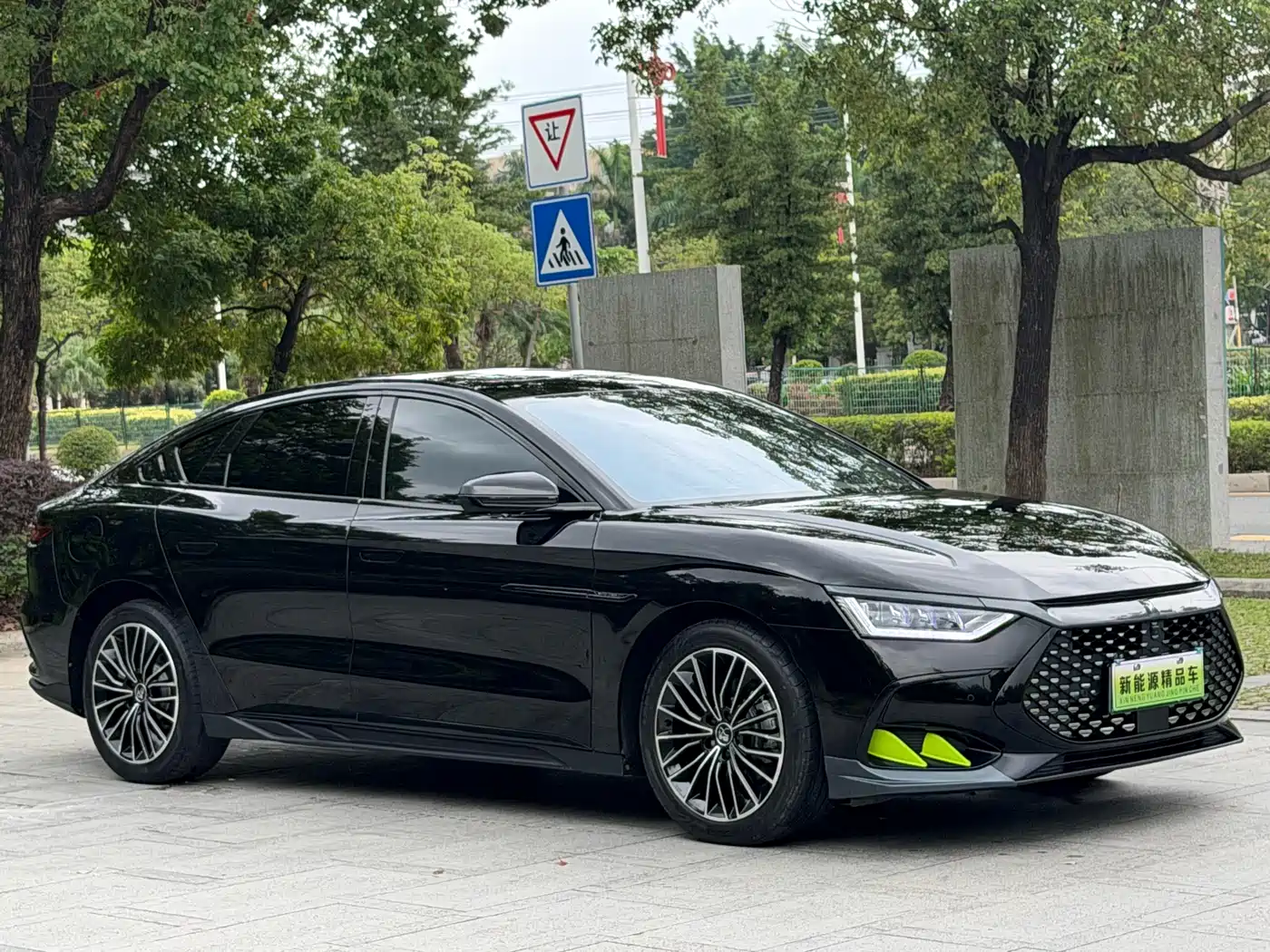 BYD HAN