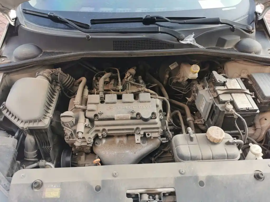 Baojun 310W 2017 2017 1.5L Manual Fashion Edition (China V)