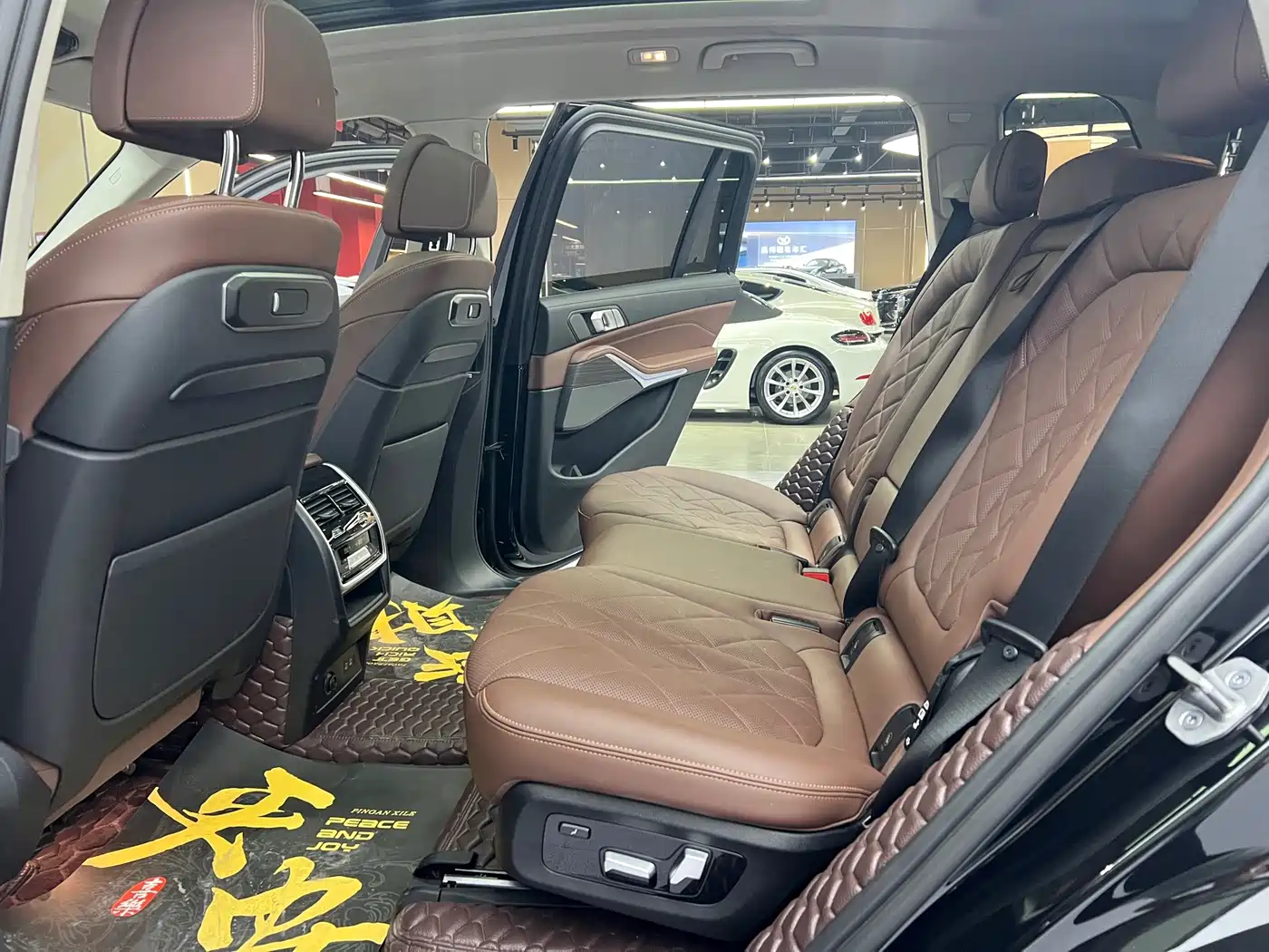 BMW X7 2023 2023 xDrive40i Leading Luxury Package