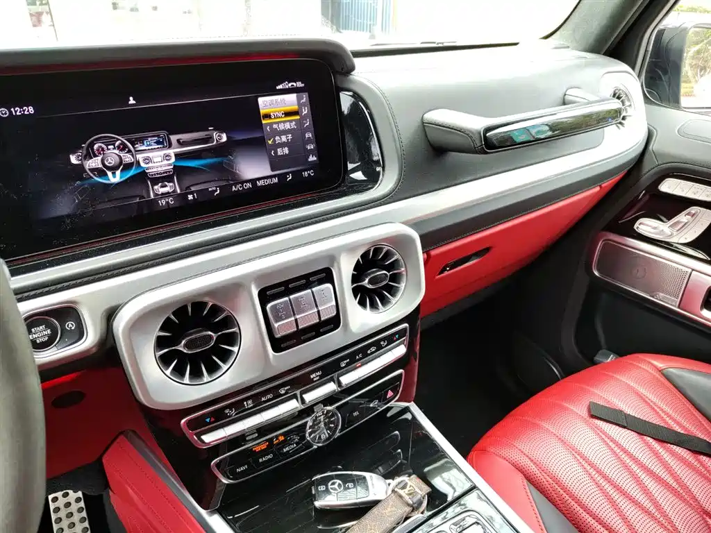 Mercedes-Benz G-Class AMG 2019 AMG G 63 фото 12