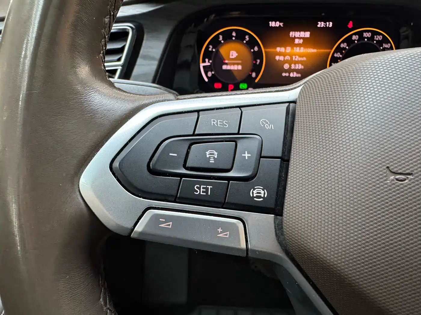Volkswagen Viloran 2022 330TSI Luxury Edition фото 23