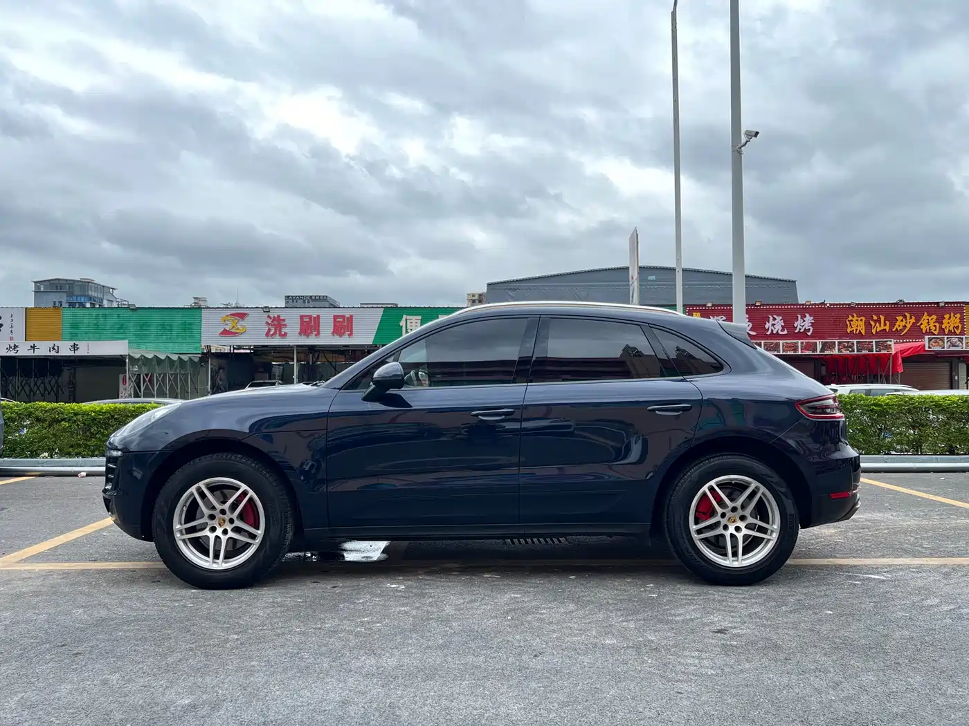 Porsche Macan 2017 Macan 2.0T фото 8