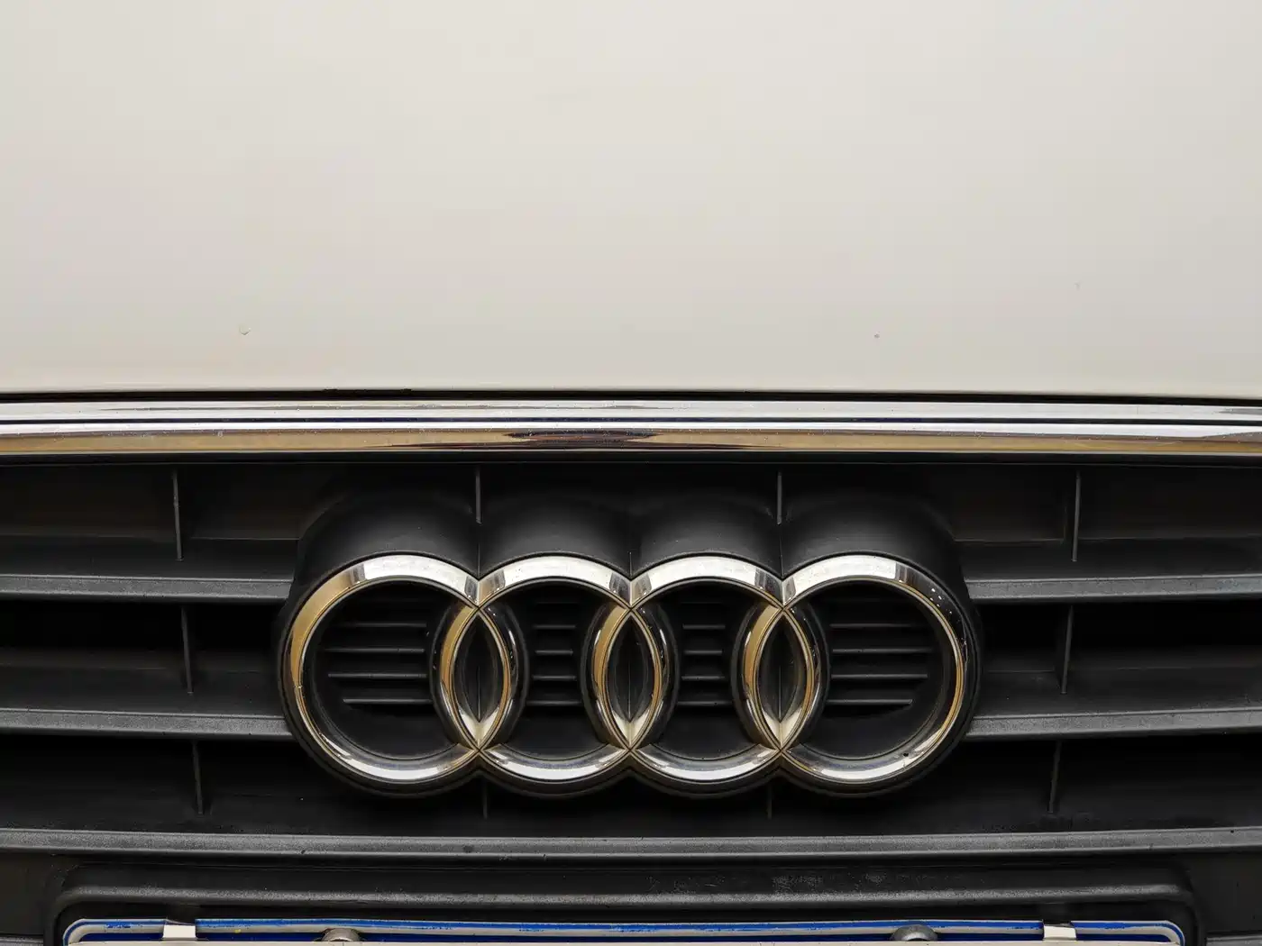Audi A4L 2013 35 TFSI Automatic Standard фото 3