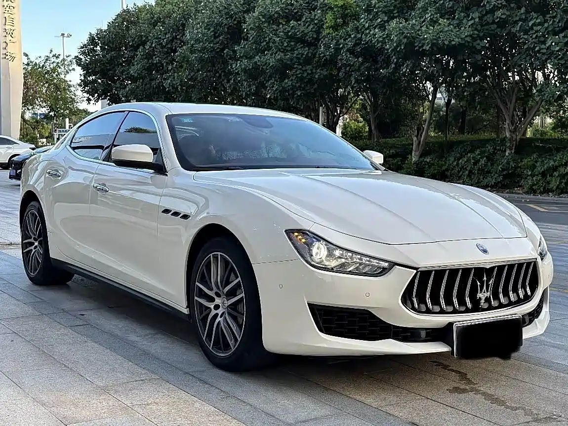 Maserati Ghibli 2021 2.0T Edge Edition фото 3