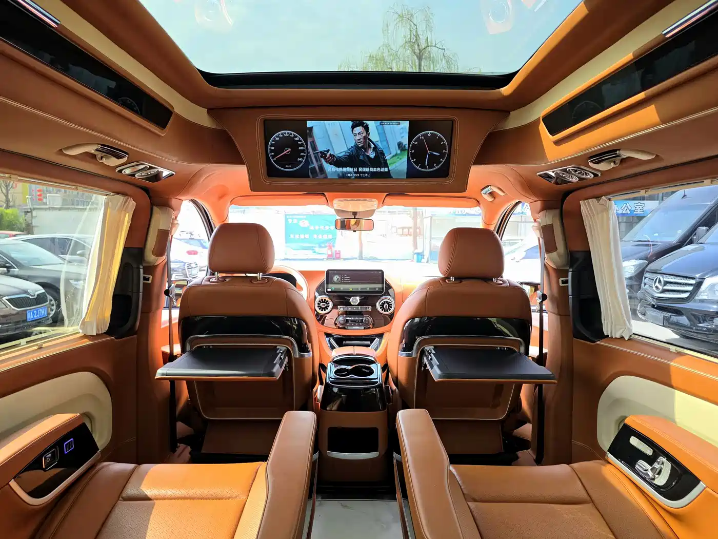 Mercedes-Benz Vito 2021 2.0T Business Edition 7-seater фото 8