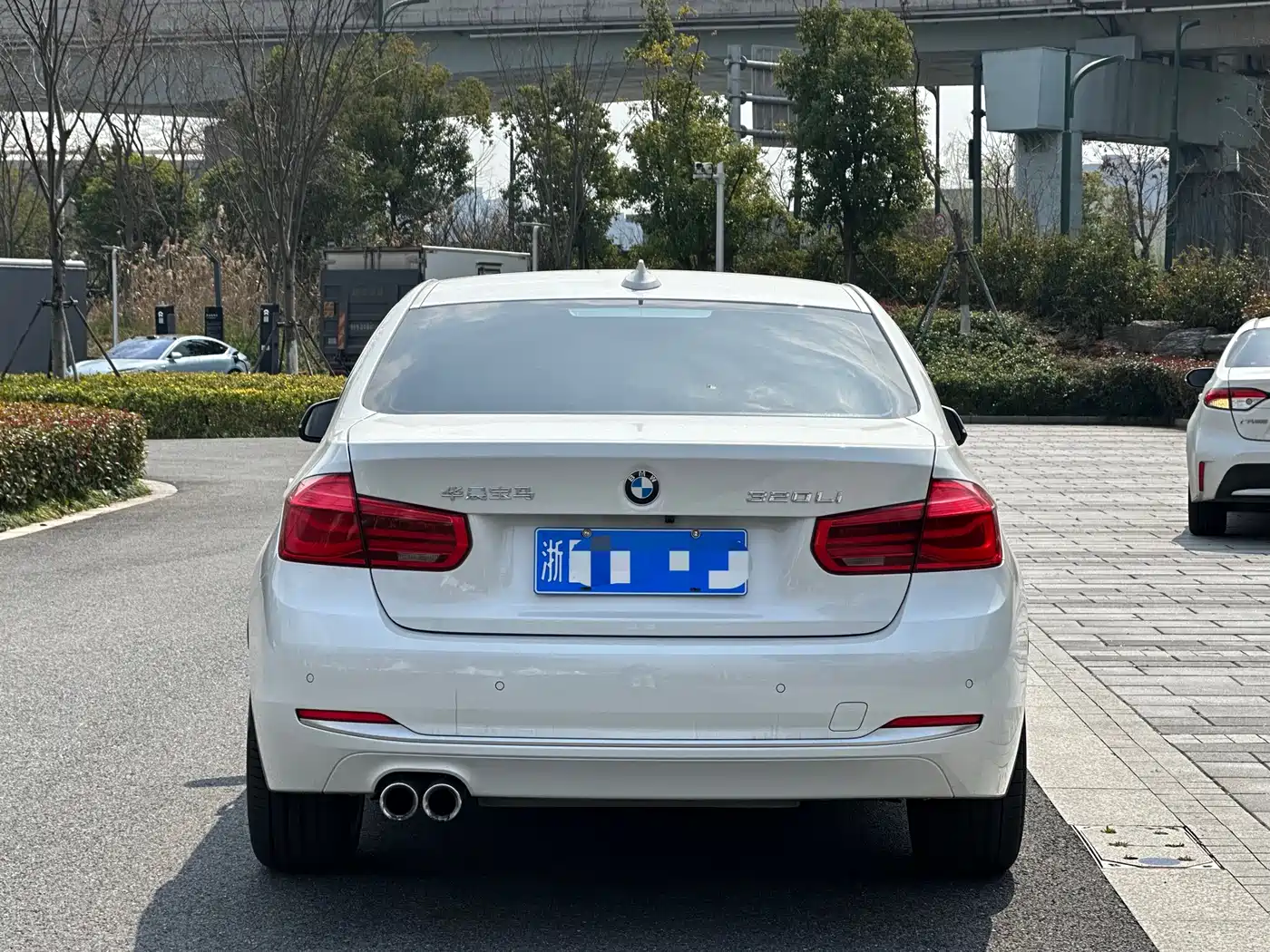 BMW 3 Series 2018 320Li Fashion Style фото 5