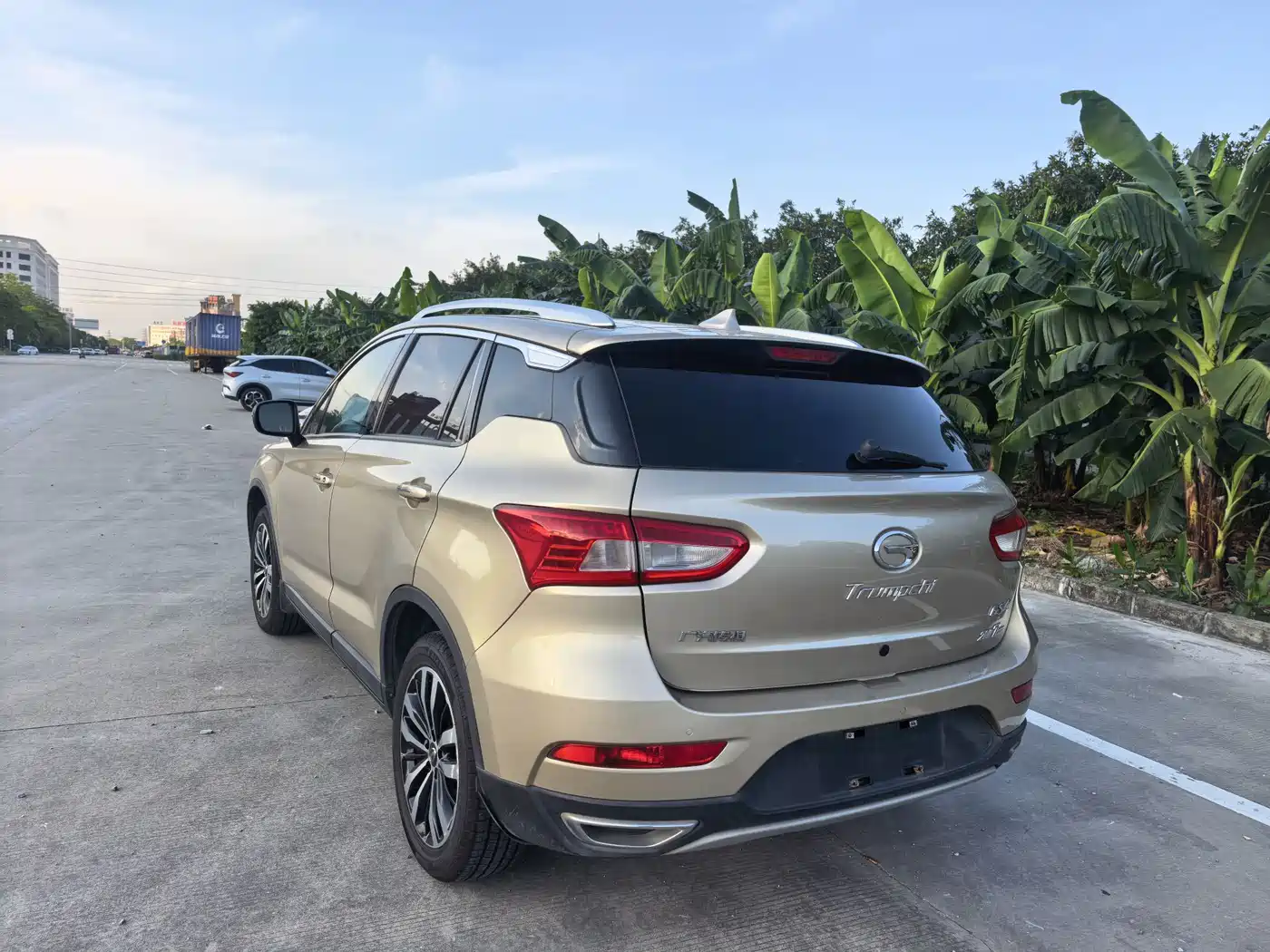 GAC Trumpchi GS4 2015 2015 200T G-DCT Luxury Edition