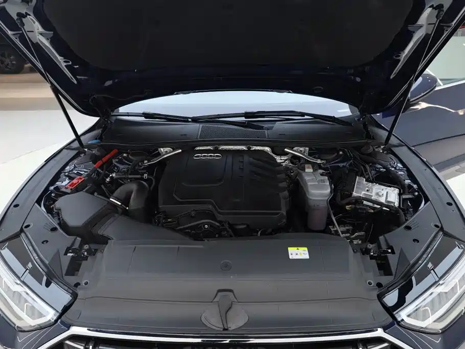 Audi A7L 2024 45TFSI S-line Dream Edition Crystal Package фото 11
