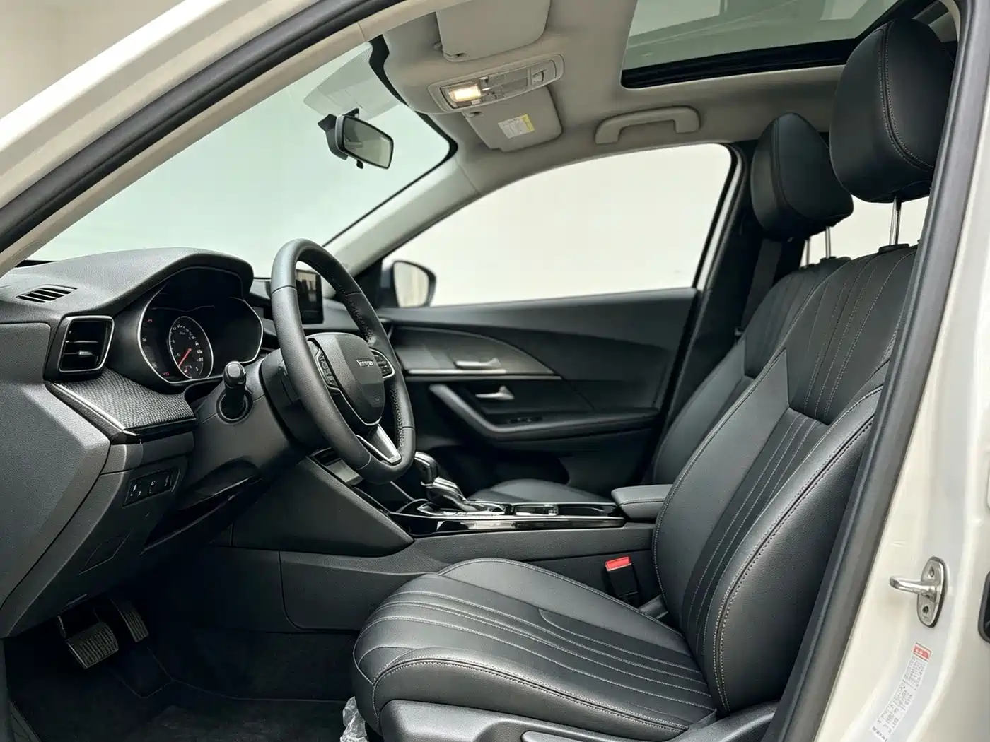 Peugeot 2008 2025 2022 230THP THE ONE