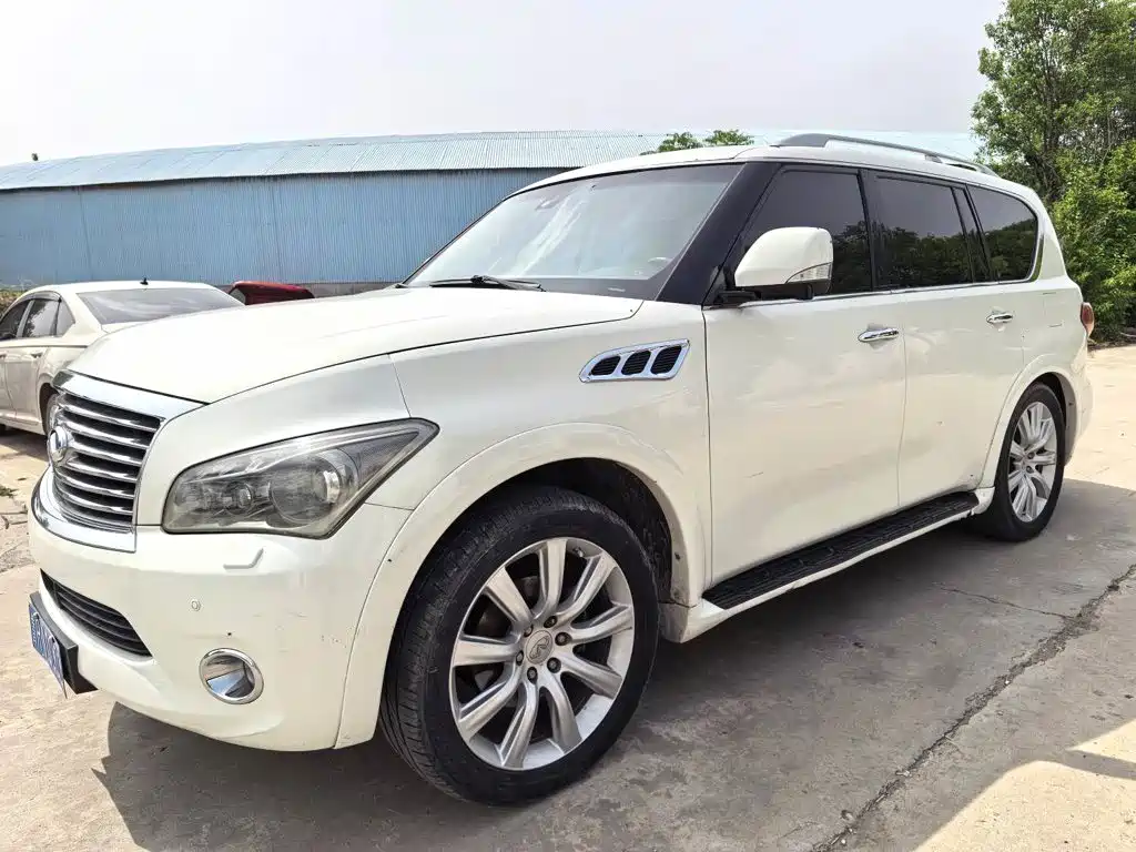 Infiniti QX