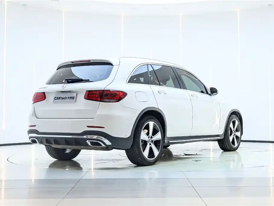 Mercedes-Benz GLC 2022 Facelift GLC 300 L 4MATIC Dynamic Collector's Edition фото 5