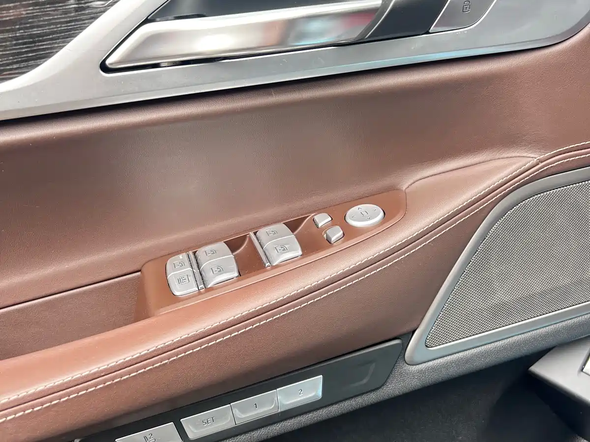BMW 7 Series 2018 740Li Leading Type M Sport Package фото 29