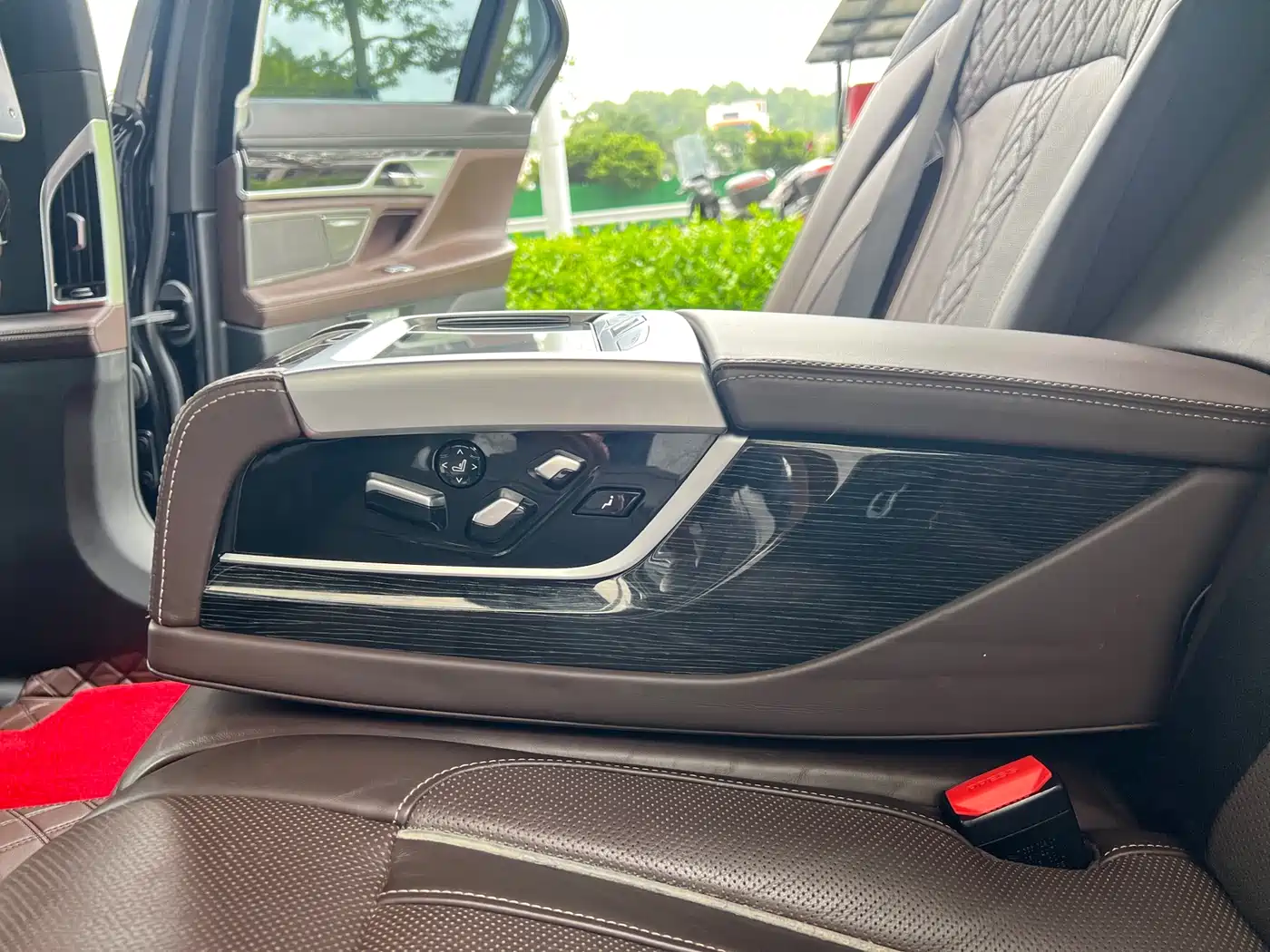 BMW 7 Series 2018 740Li Leading Type M Sport Package фото 34