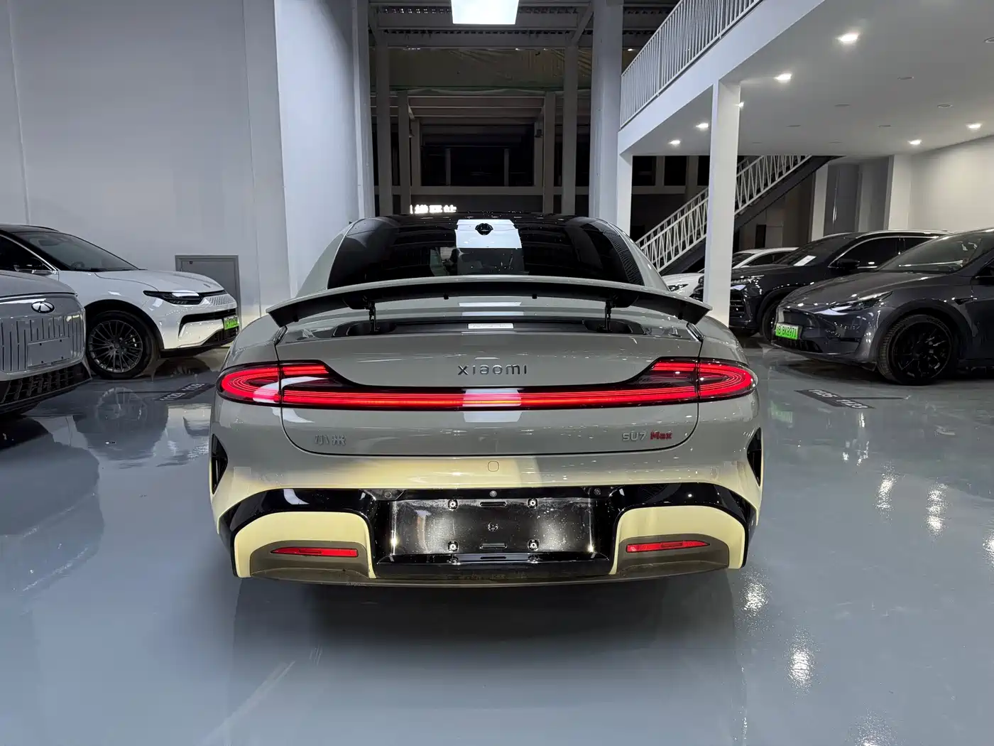 Xiaomi Auto Xiaomi SU7 2024 AWD Extended Range Advanced Smart Driving Max Edition фото 12