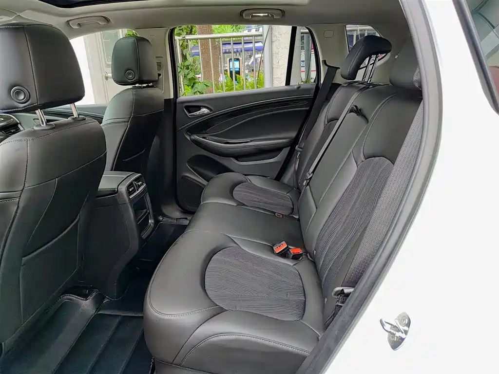 Buick Envision Plus 2018 20T 2WD Leading фото 8