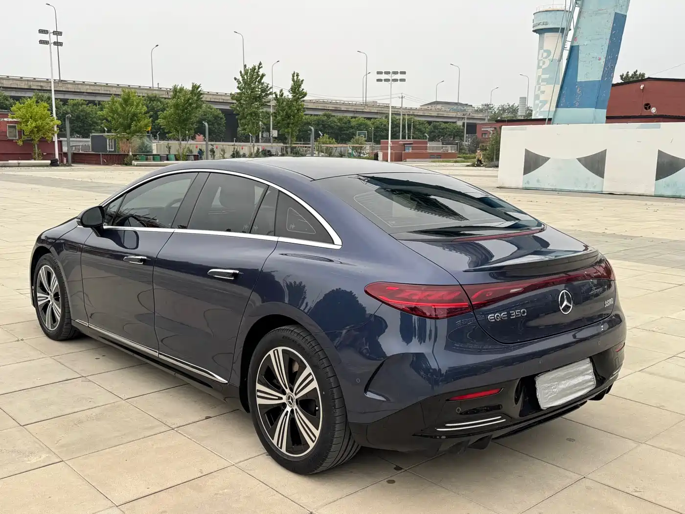 Mercedes-Benz EQE 2022 350 Pioneer Edition фото 5