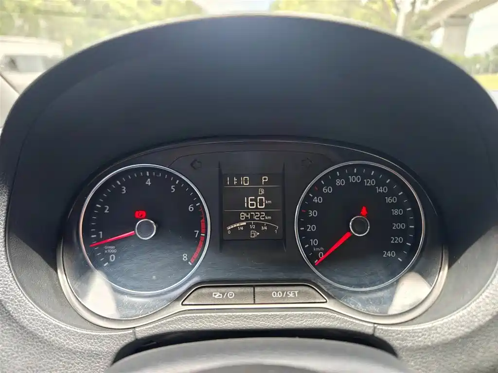 Volkswagen Polo 2016 1.6L Automatic Comfort фото 12
