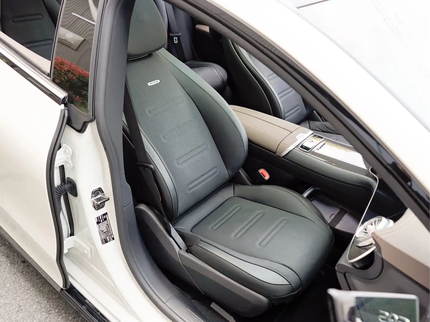 Mercedes-Benz EQS AMG 2022 AMG EQS 53 4MATIC+ фото 18