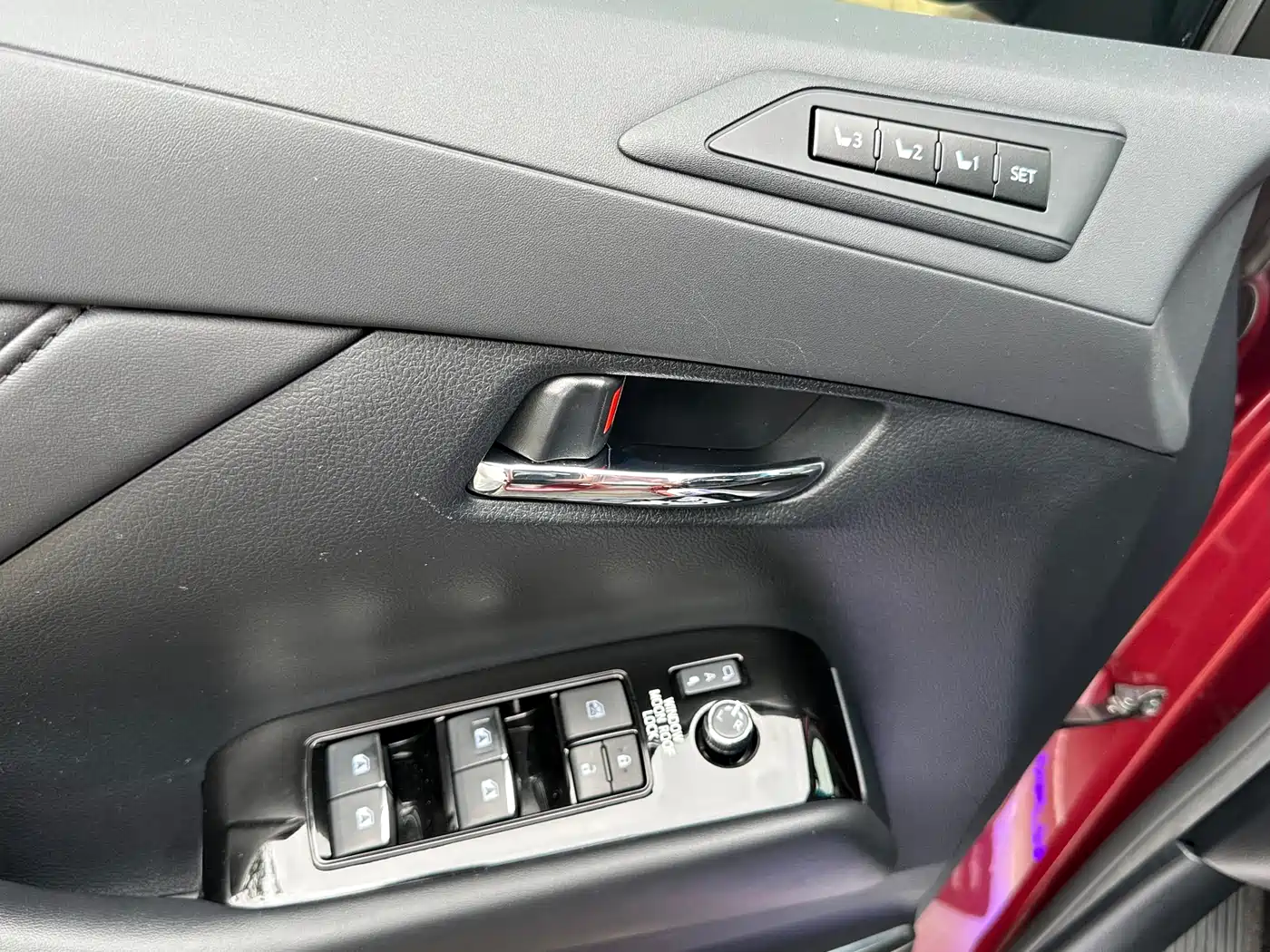 Toyota Alphard 2020 Hybrid 2.5L Premium Edition фото 20