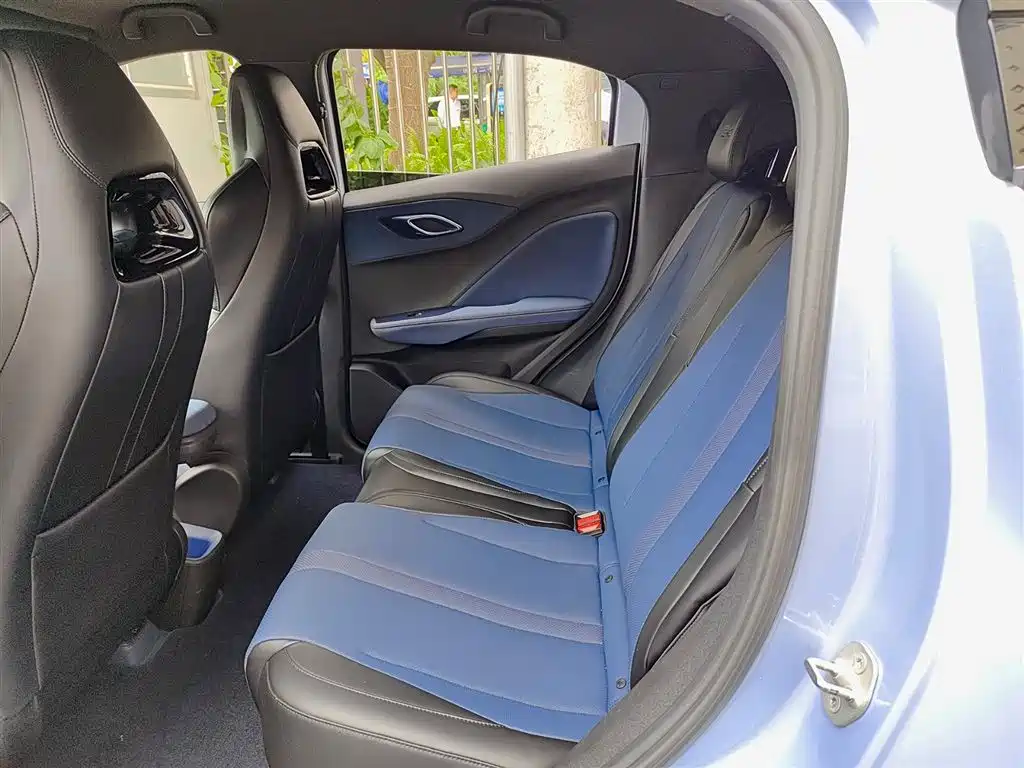 BYD Seagull 2024 Glory Edition 305km Freedom Edition фото 8