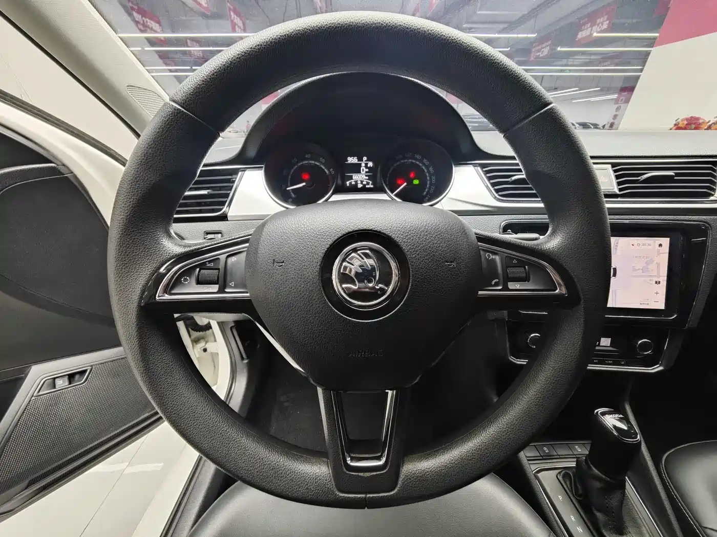 Škoda Rapid 2022 1.5L Automatic Comfort Edition фото 9