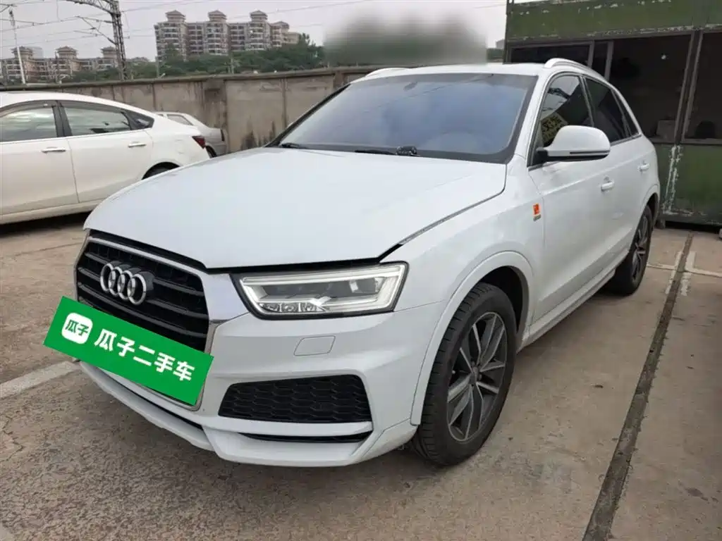 Audi Q3 2018 30 TFSI Fashion Collector's Edition