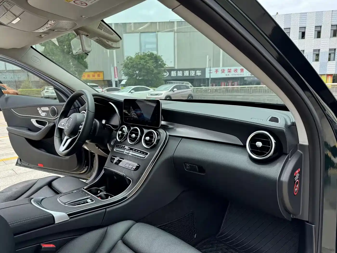 Mercedes-Benz C-Class 2019 C 260 L Sport фото 28