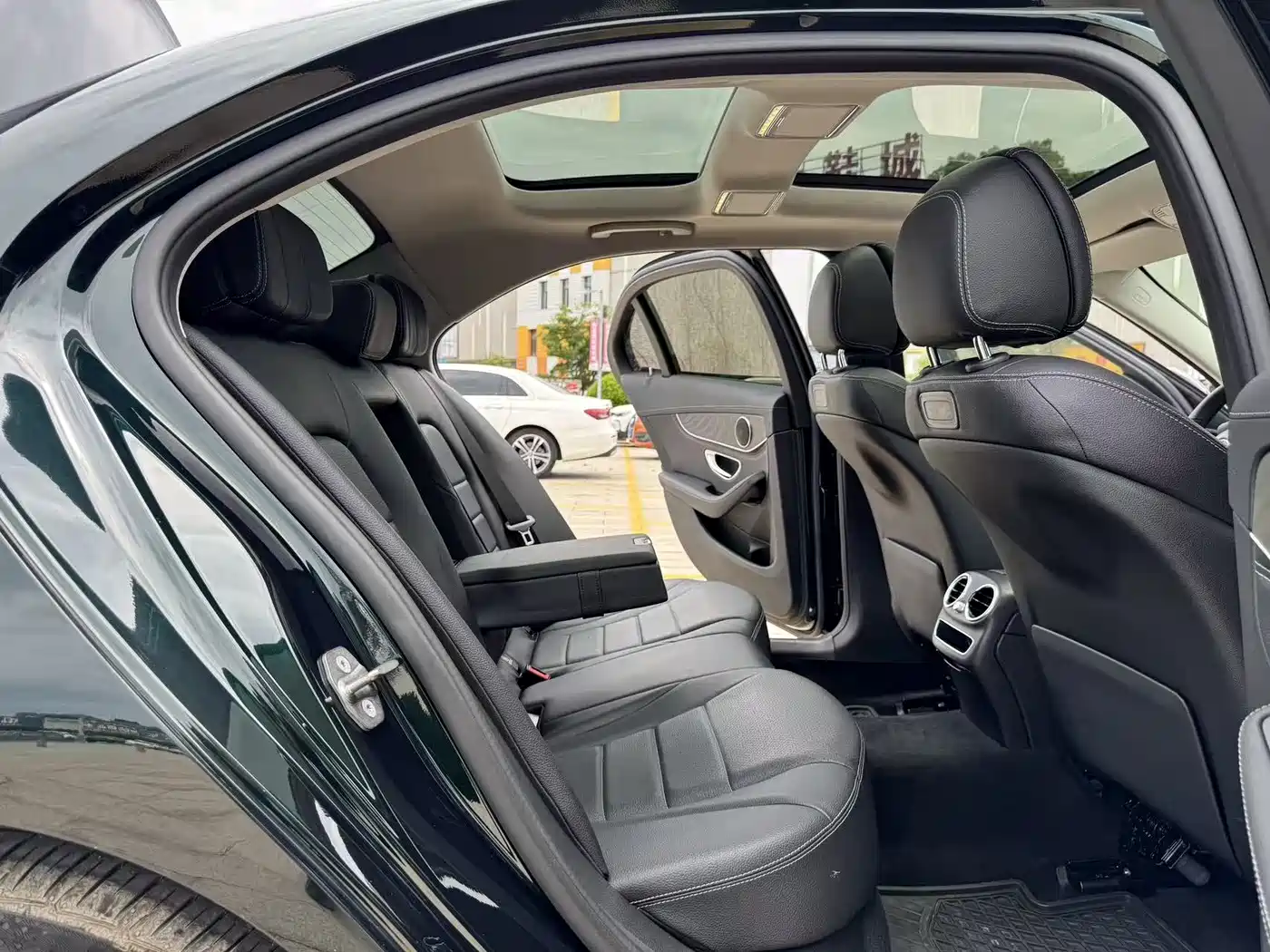 Mercedes-Benz C-Class 2019 C 260 L Sport фото 21