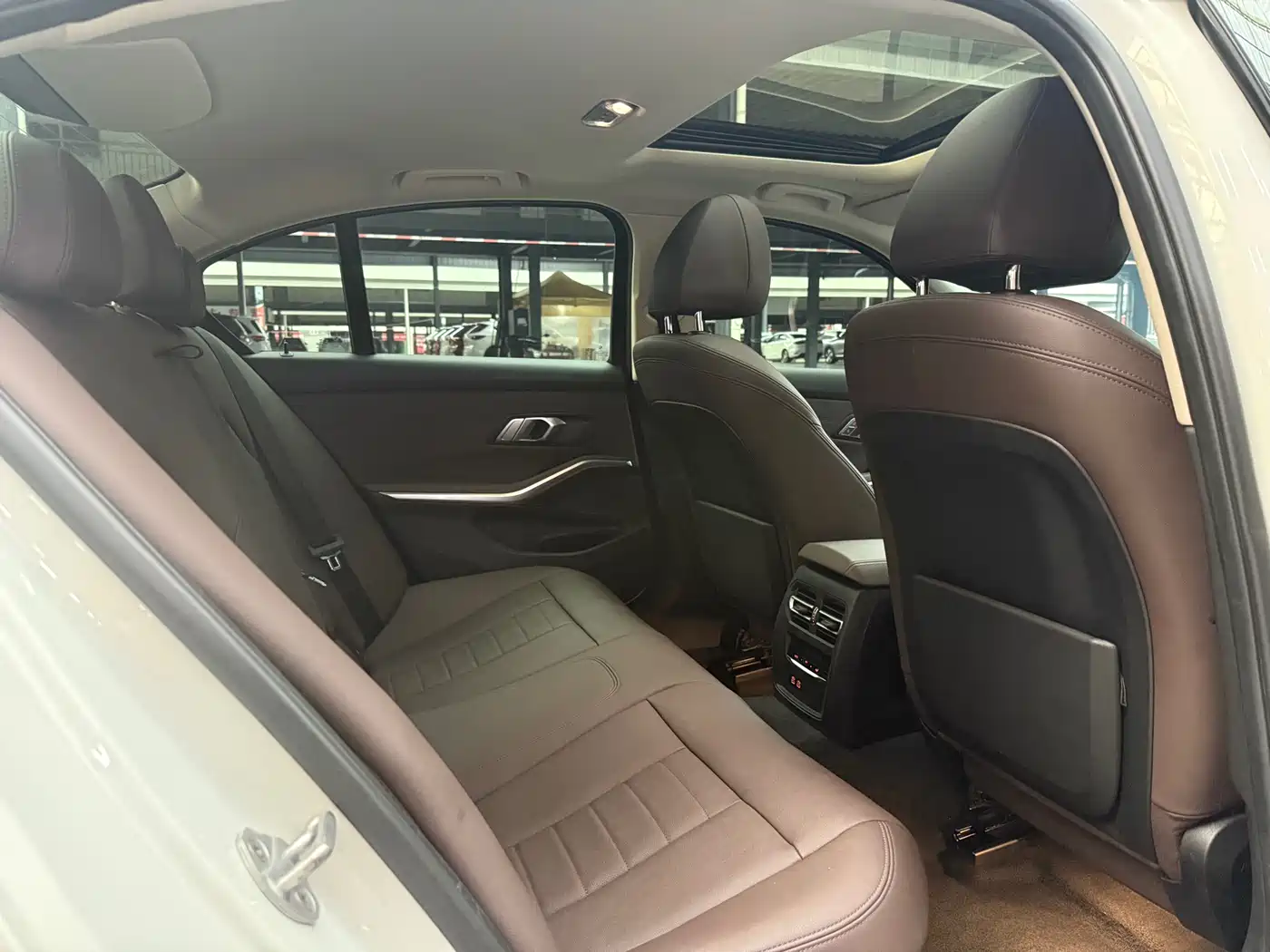 BMW 3 Series 2020 320i Sport Package фото 19