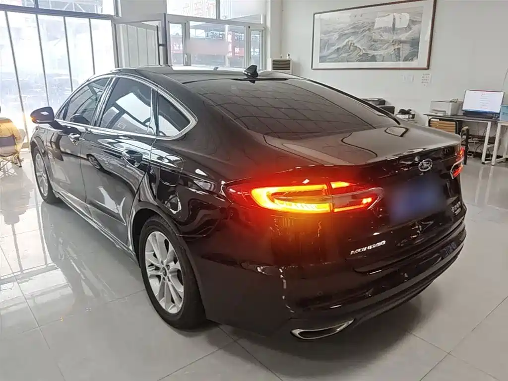 FORD MONDEO