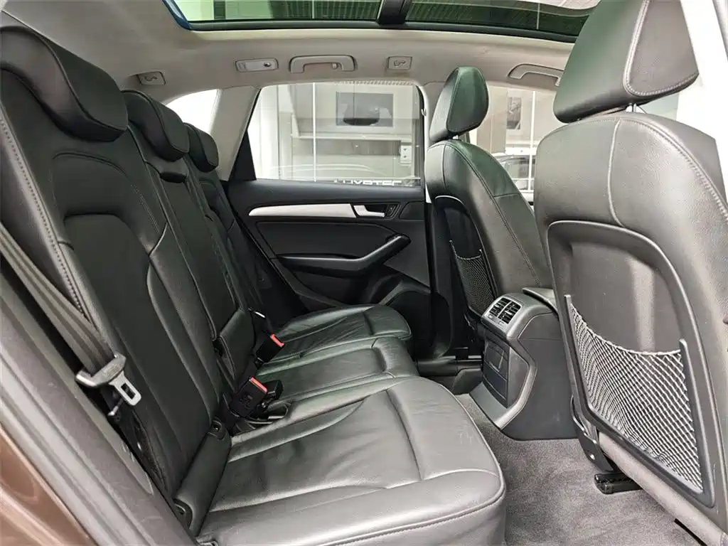 Audi Q5 2017 Plus 40 TFSI Technology фото 7