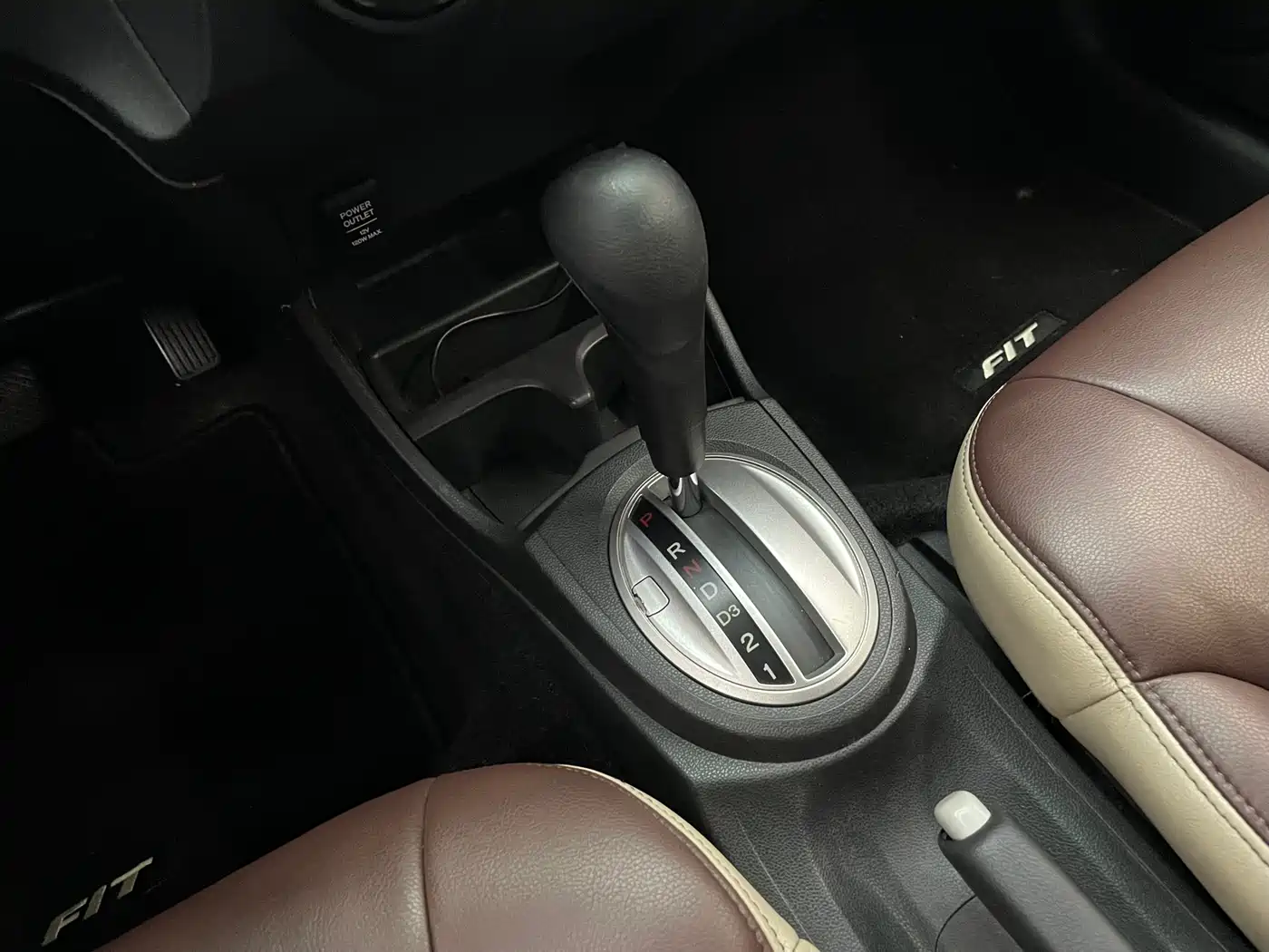 Honda Fit 2011 1.3L Automatic Comfort фото 17