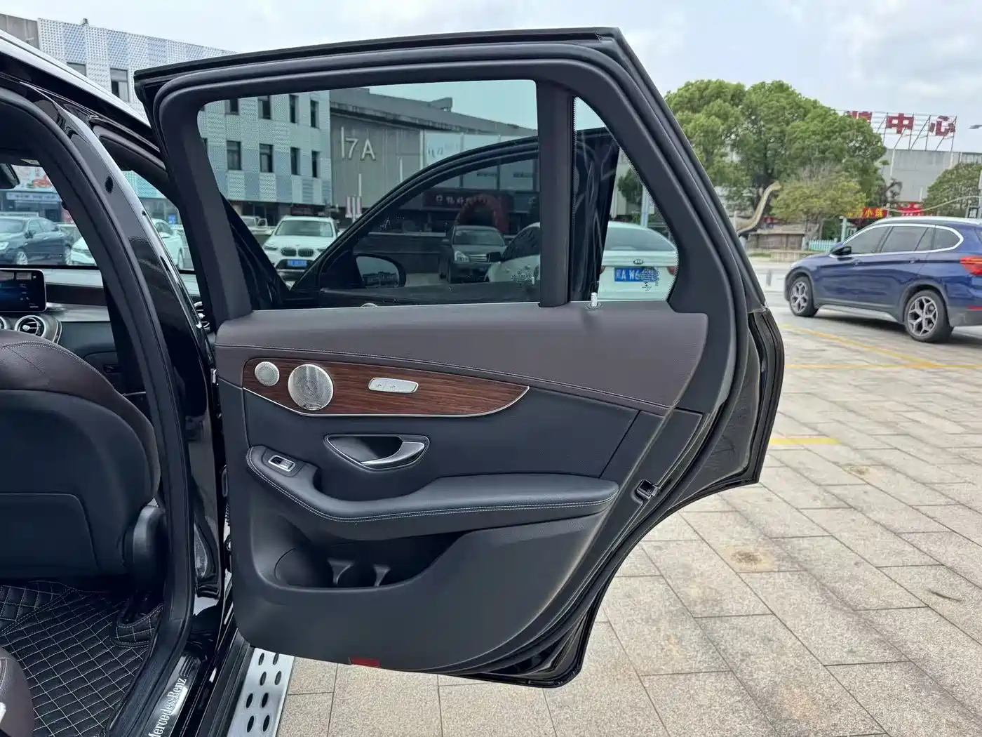 Mercedes-Benz GLC 2021 GLC 300 L 4MATIC Sporty фото 22