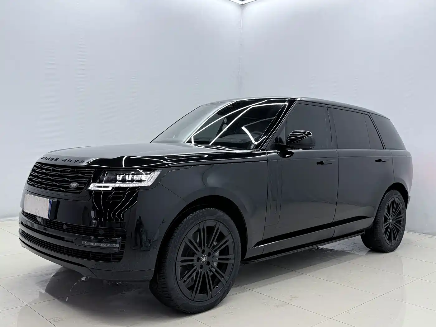 Land Rover Range Rover 2025 3.0 L6 400PS Flourishing Era Extended Wheelbase