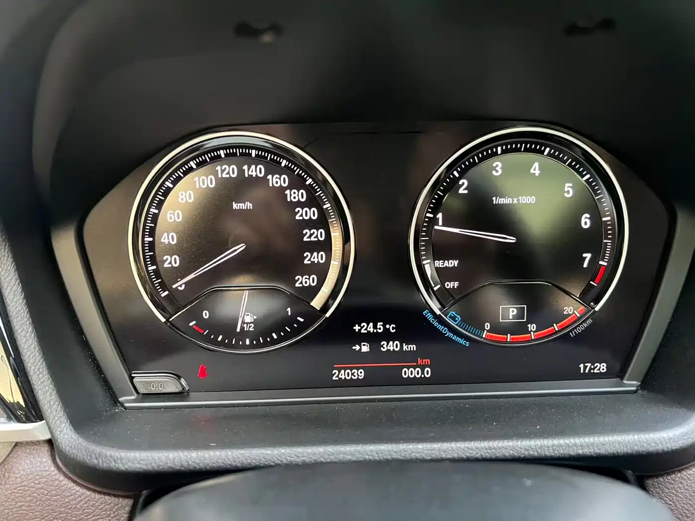 BMW X1 2022 sDrive25Li Leading фото 8