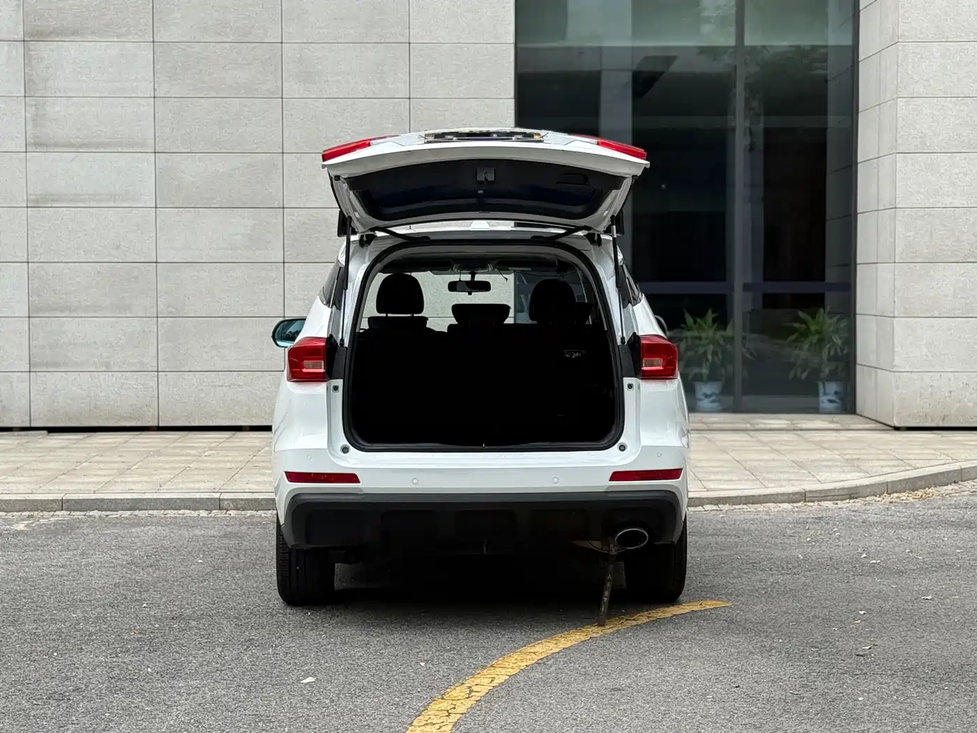 Haval M6 2017 2017 1.5T Automatic 2WD Elite