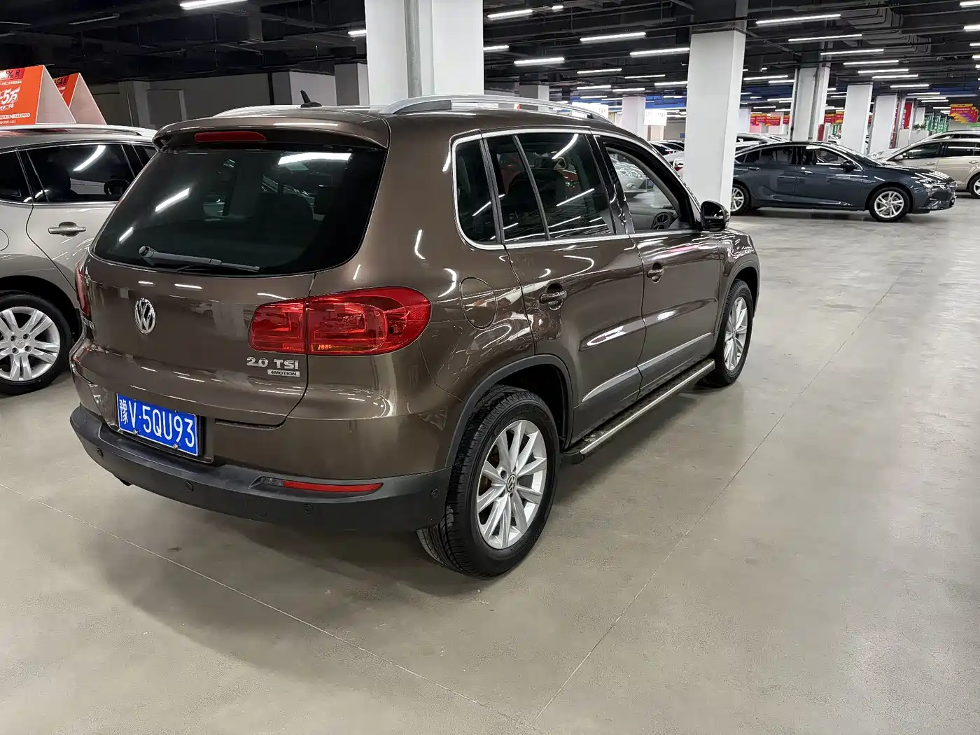 Volkswagen Tiguan 2015 2.0TSI Comfort Edition фото 13